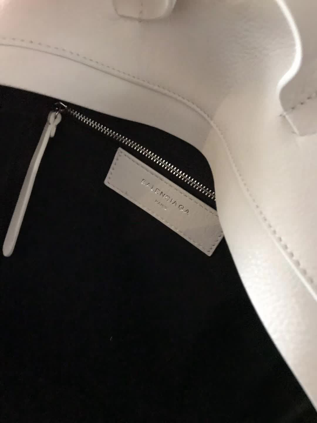 BALENCIAG巴黎世家 原單進口小牛皮 雙肩包  BL1404